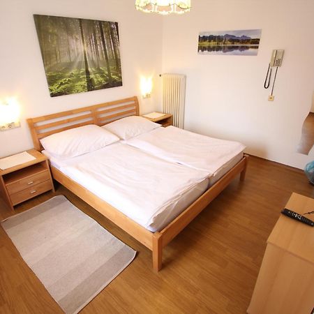 Cprooms24 Miesenbach  Dış mekan fotoğraf